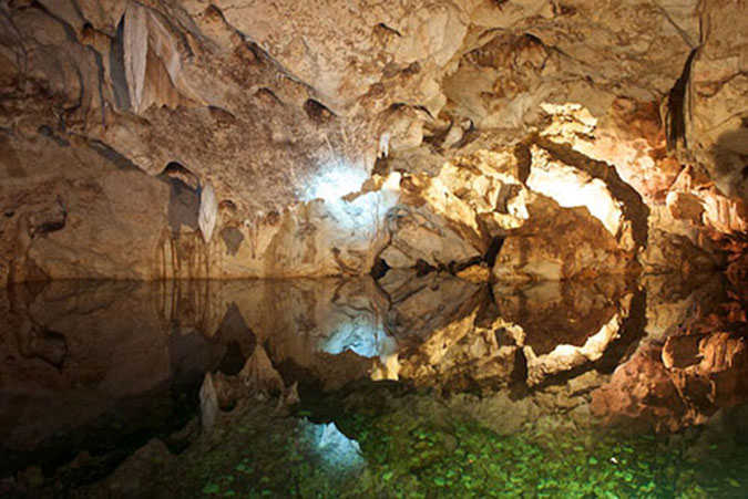 Green-Grotto-Caves-4